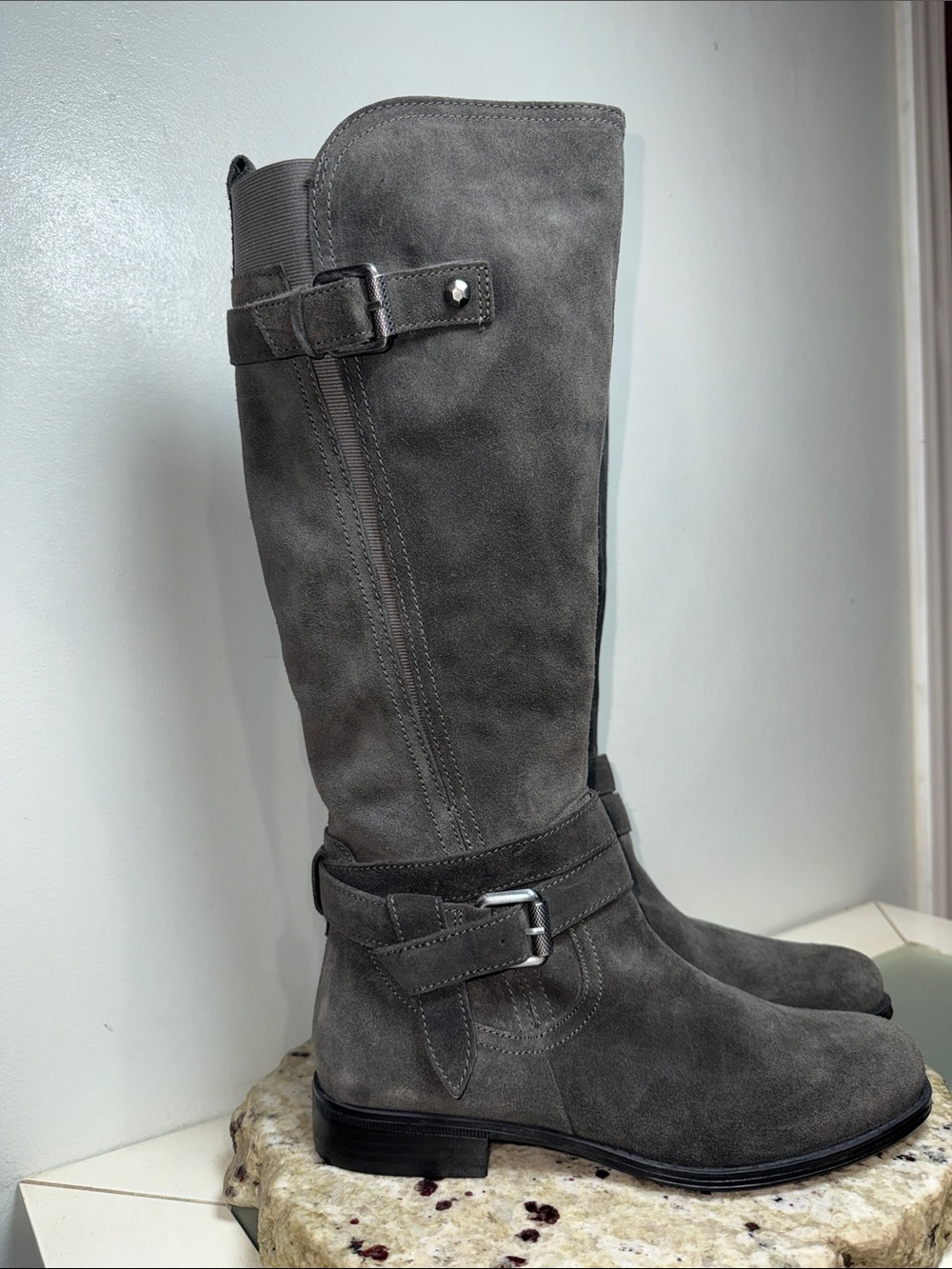 Naturalizer Jordan Gray Genuine Suede Leather Upper Zip Up Knee High Boots 8.5 M